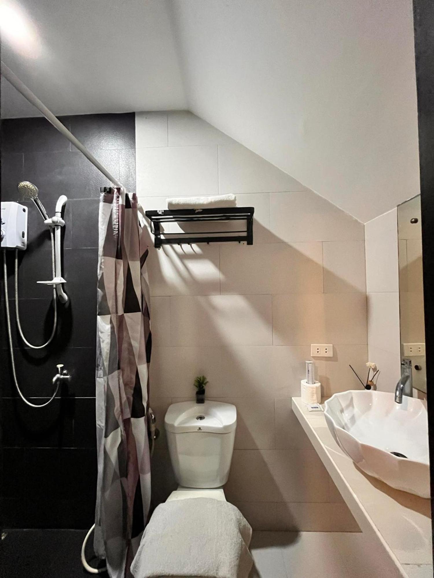 Casita Isla Beach Inn Balabag  Экстерьер фото